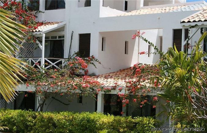 Anacaona Boutique Hotel Meads Bay Exterior photo